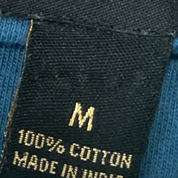 men's A. Tiziano graphic V-neck t-shirt. Premium Wear Short Sleeve Size M - Picture 7 of 11